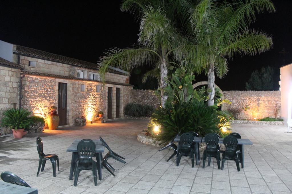 Azienda Agrituristica Masseria La Verna Patu Ngoại thất bức ảnh