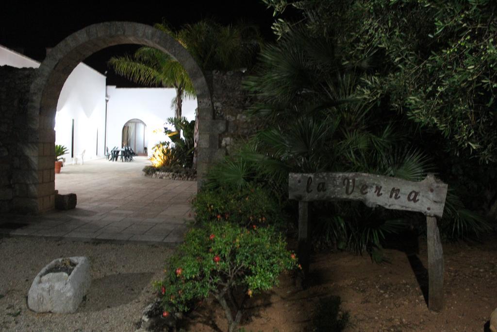 Azienda Agrituristica Masseria La Verna Patu Ngoại thất bức ảnh